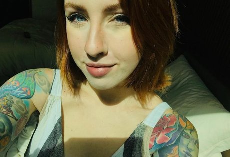 Megan Everett Nacktpornos auf OnlyFans