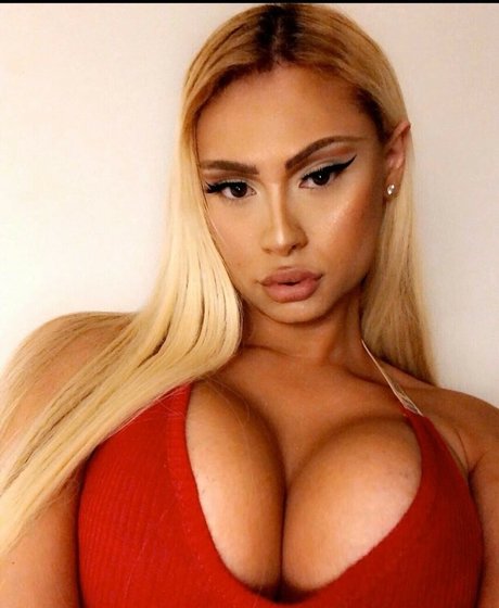 Angela Vanity Nacktbilder von OnlyFans