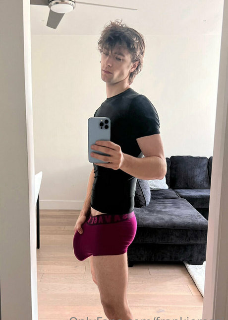 frankierossi OnlyFans Leaj