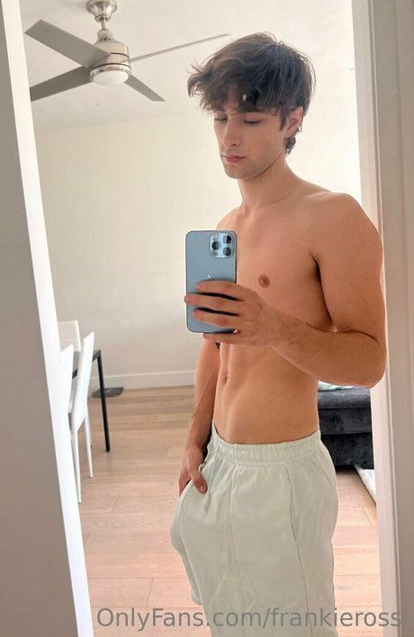 frankierossi Geleakte OnlyFans-Inhalte
