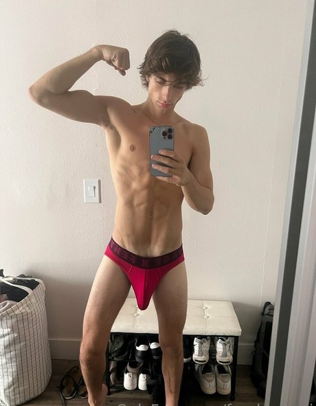 frankierossi Oben ohne OnlyFans