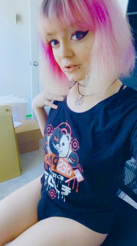 Ninehydras OnlyFans Nackt Content