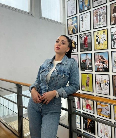 berühmte männliche onlyfans schön Sammlung