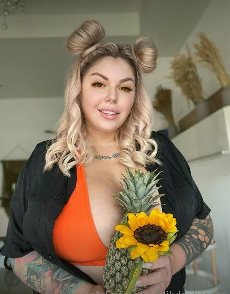 Dilyla Bloom OnlyFans Archiv