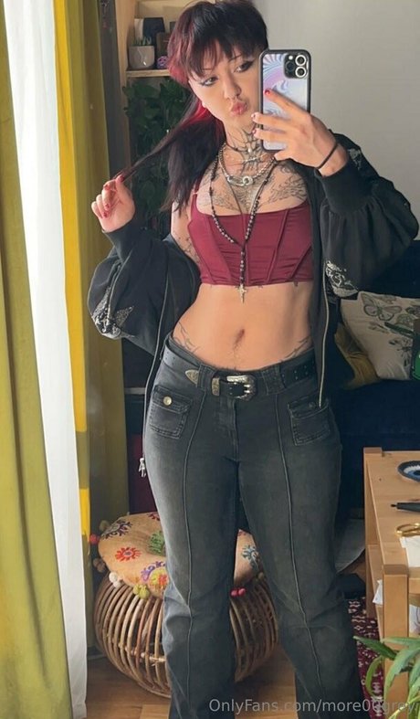 more00grey OnlyFans Lesbisch