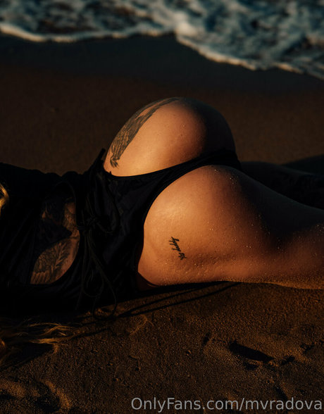 mvradova Nacktbilder von OnlyFans geleakt