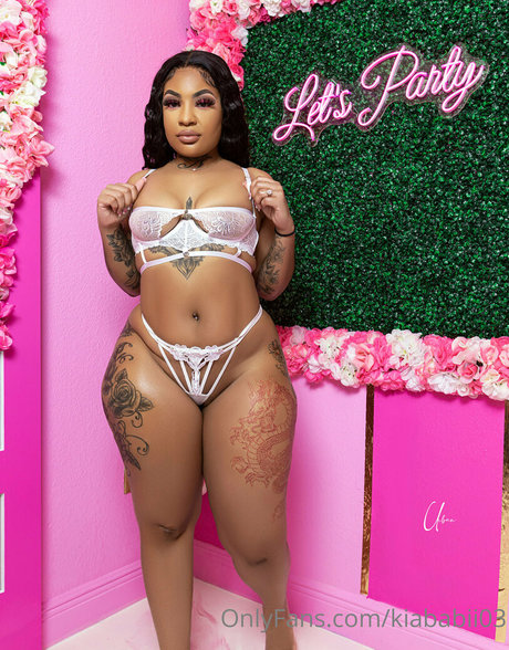 Kiababii03 OnlyFans-Model