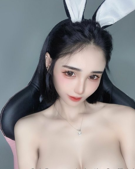 valentine8 official OnlyFans Strip