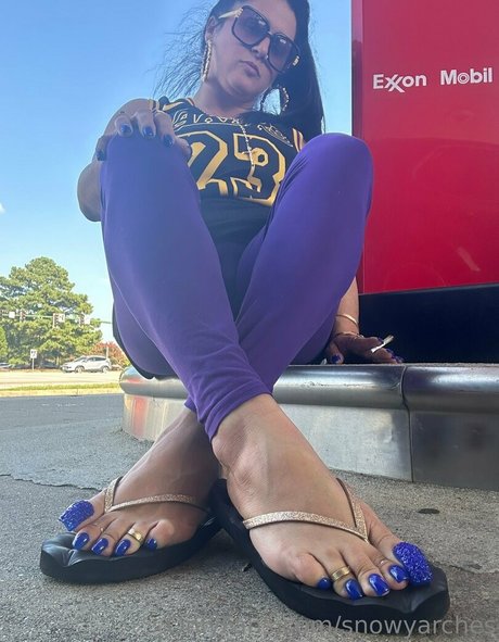 snowyarches OnlyFans Nacktbilder