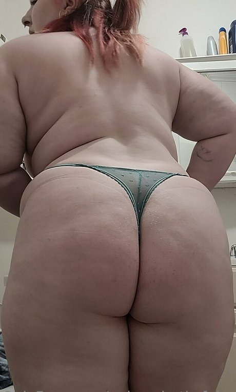 poison bath fairy Neuer OnlyFans Leak