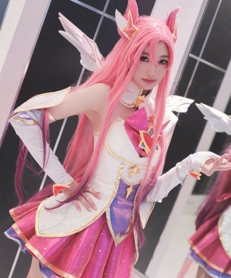 Tsarful Neuer OnlyFans Leak