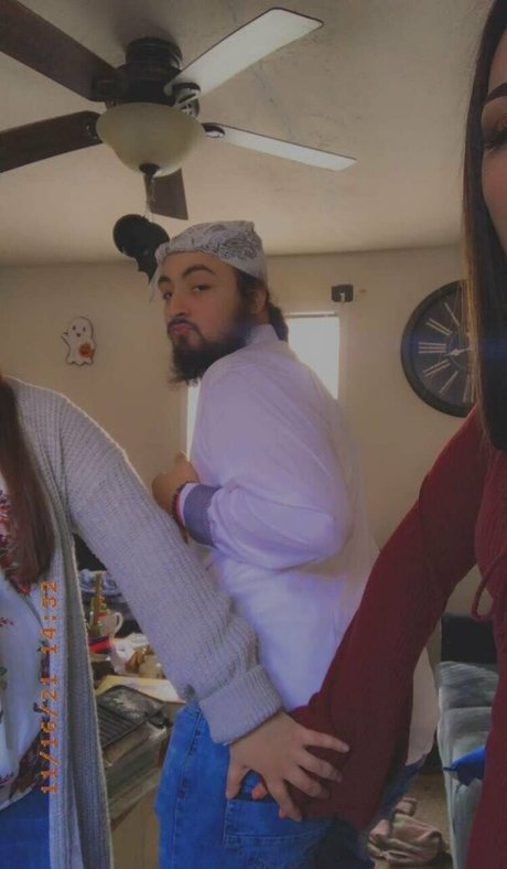 tantalizingtrifecta Oben ohne OnlyFans