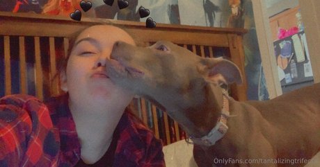 tantalizingtrifecta OnlyFans Nacktbilder