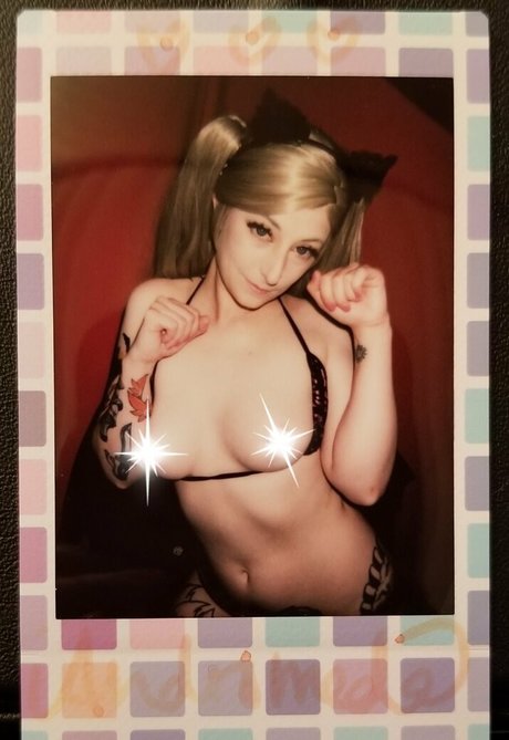 andromedanekoclub OnlyFans Lesbisch