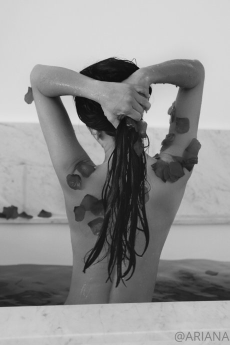 Ariana James Unzensiert OnlyFans