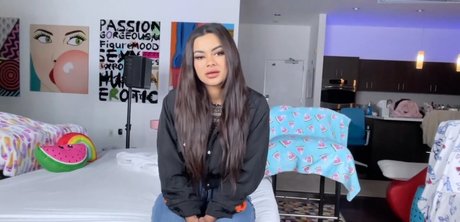 Numi Zarah OnlyFans kostenlos geleakt