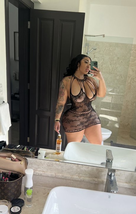 Tokyo Drift Leaks von Nacktbildern auf OnlyFans