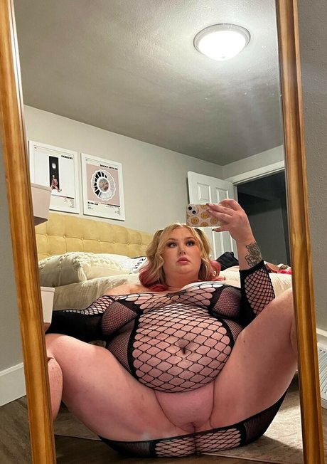 Kait Freckles Brüste OnlyFans