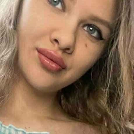 may not Nacktbilder von OnlyFans