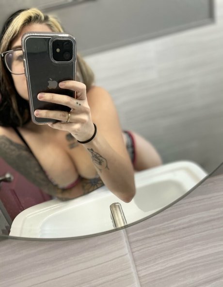 EGirl Slut OnlyFans Model Bilder