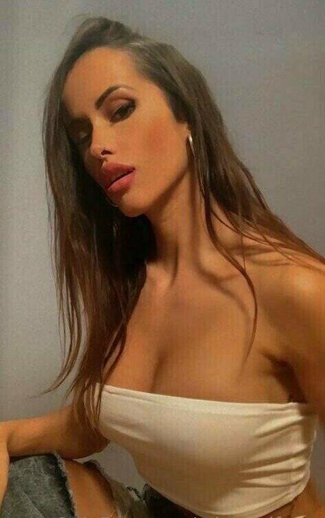 Mia Wolf X OnlyFans NSFW