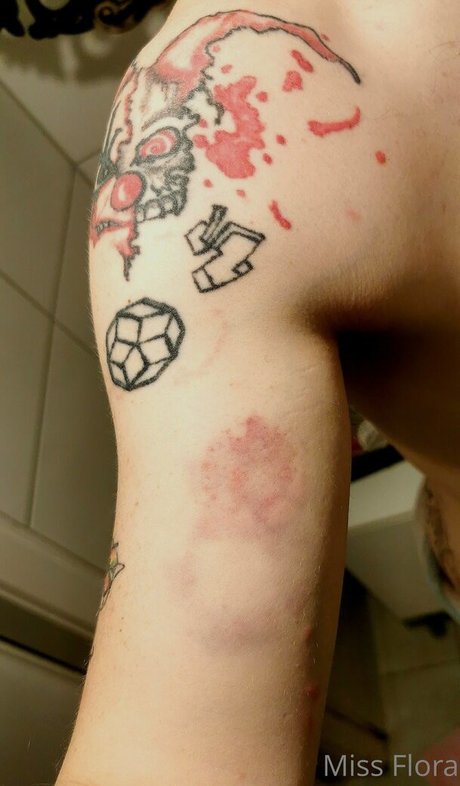 Miss Flora Femdom OnlyFans-Rezensionen