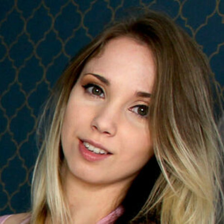 LiLMissyUK OnlyFans Lesbisch