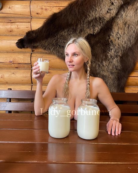 Anastasia Gorbunova OnlyFans Nacktbilder geleakt