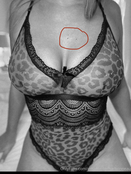 Emanuelle Charboneau Leak von OnlyFans