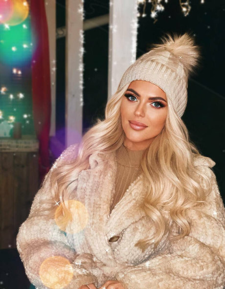 Ula x Neues OnlyFans