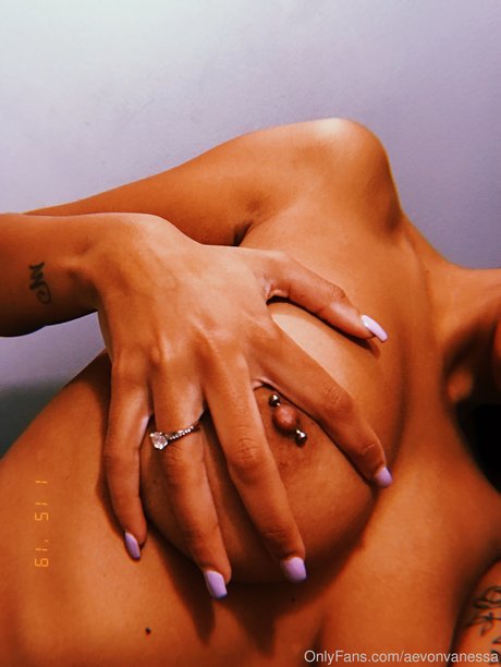 AevonVan Nacktbilder von OnlyFans