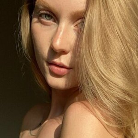 Shelby Serene Nacktbilder von OnlyFans geleakt