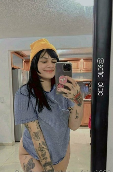 Mary Fairy1998 OnlyFans-Model