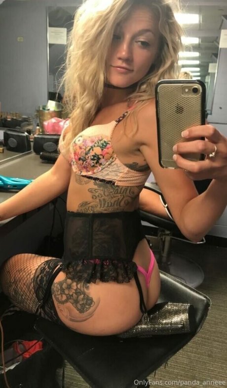 Panda anneee OnlyFans Pornografie