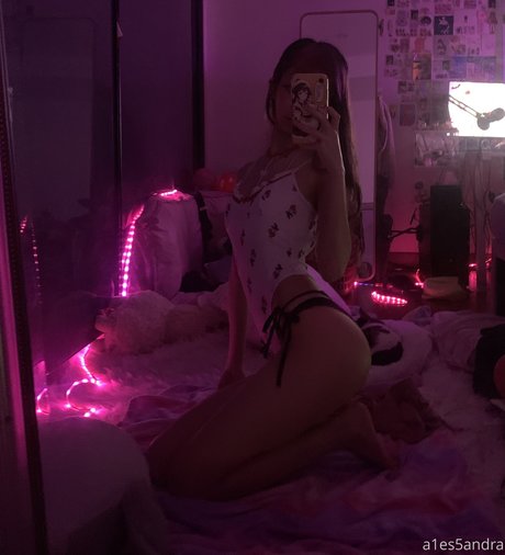 A1es5andra OnlyFans Leak