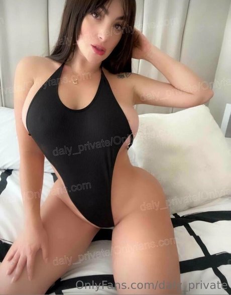 Daly Marithe Nackt auf OnlyFans