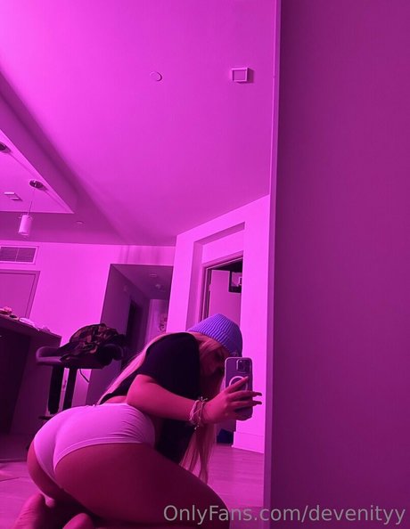 Devenityy Nacktbilder von OnlyFans geleakt