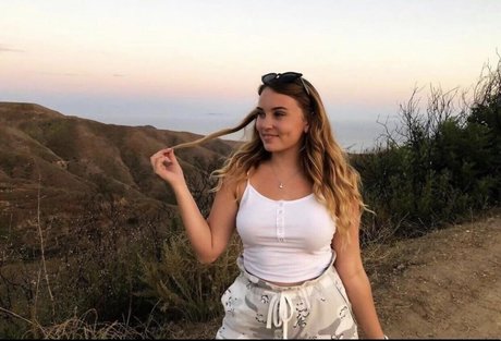 ASMR Darling Nacktbilder OnlyFans Leak