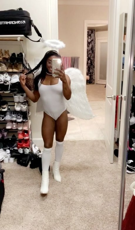 Simone Biles Nacktbilder von OnlyFans