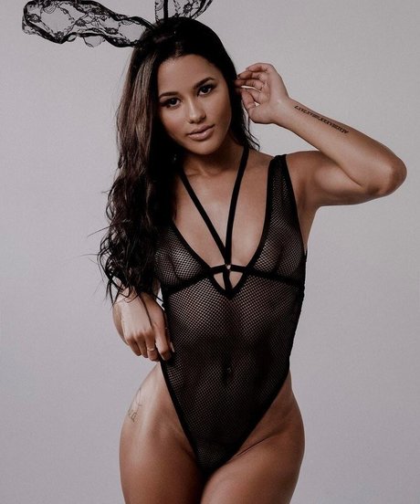 Katya Elise Henry OnlyFans Nacktbilder geleakt