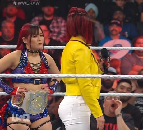 Bayley Nacktbilder OnlyFans Geleakt