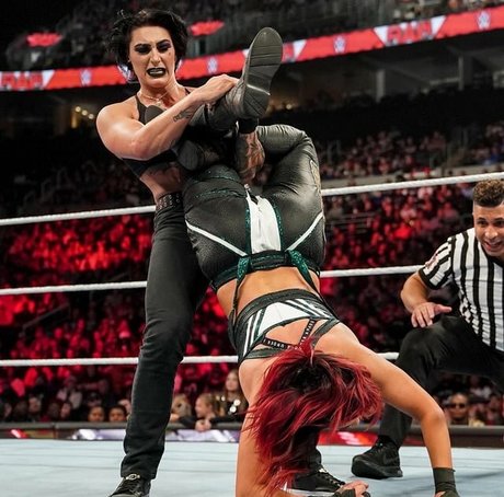 Bayley OnlyFans Bilder nackt