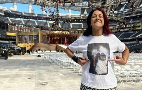 Bayley Nacktpornos auf OnlyFans