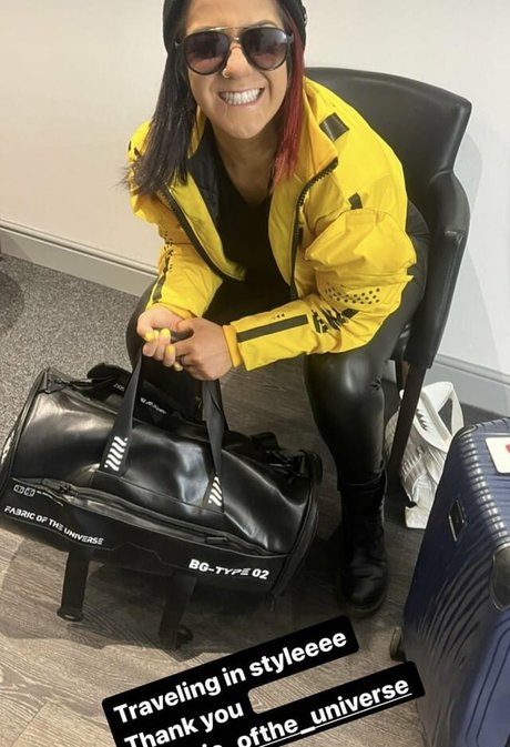 Bayley Nackt geleakt OnlyFans