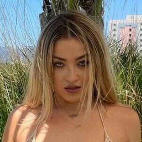 Scarlet Aviram OnlyFans-Archiv