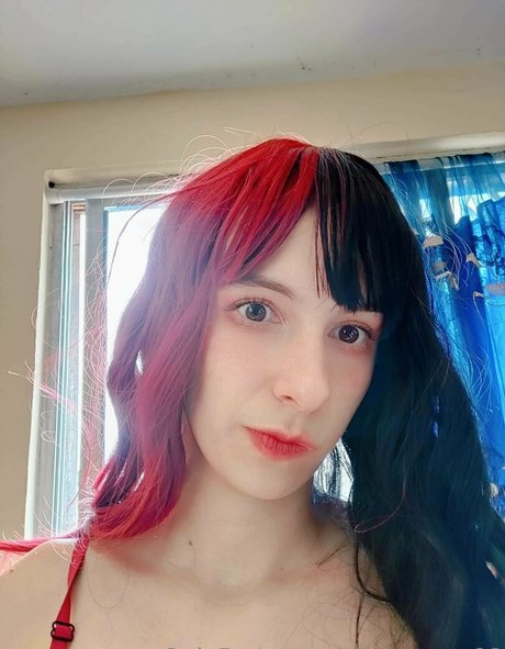 vivivoyage88 OnlyFans Model Fotos