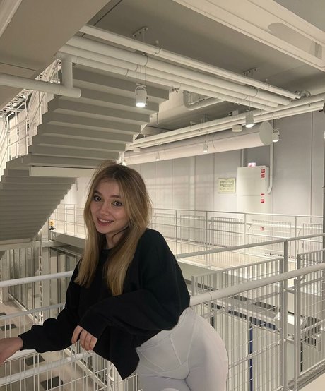 Alyona Bobrova OnlyFans Joi