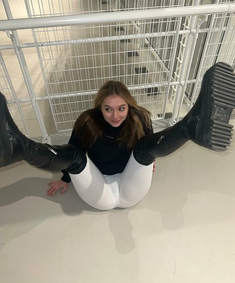 Alyona Bobrova Nacktbilder von OnlyFans geleakt