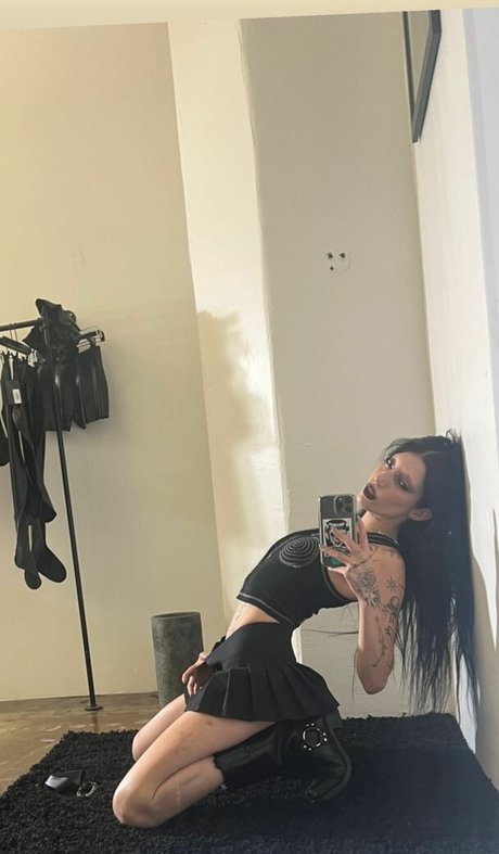 DeathbyRomy Nackt auf OnlyFans