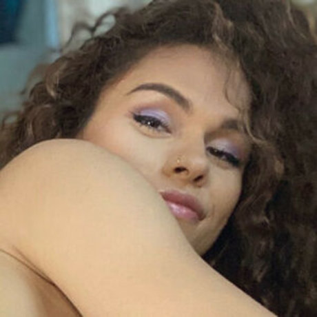 Alisia Rae OnlyFans Striptease